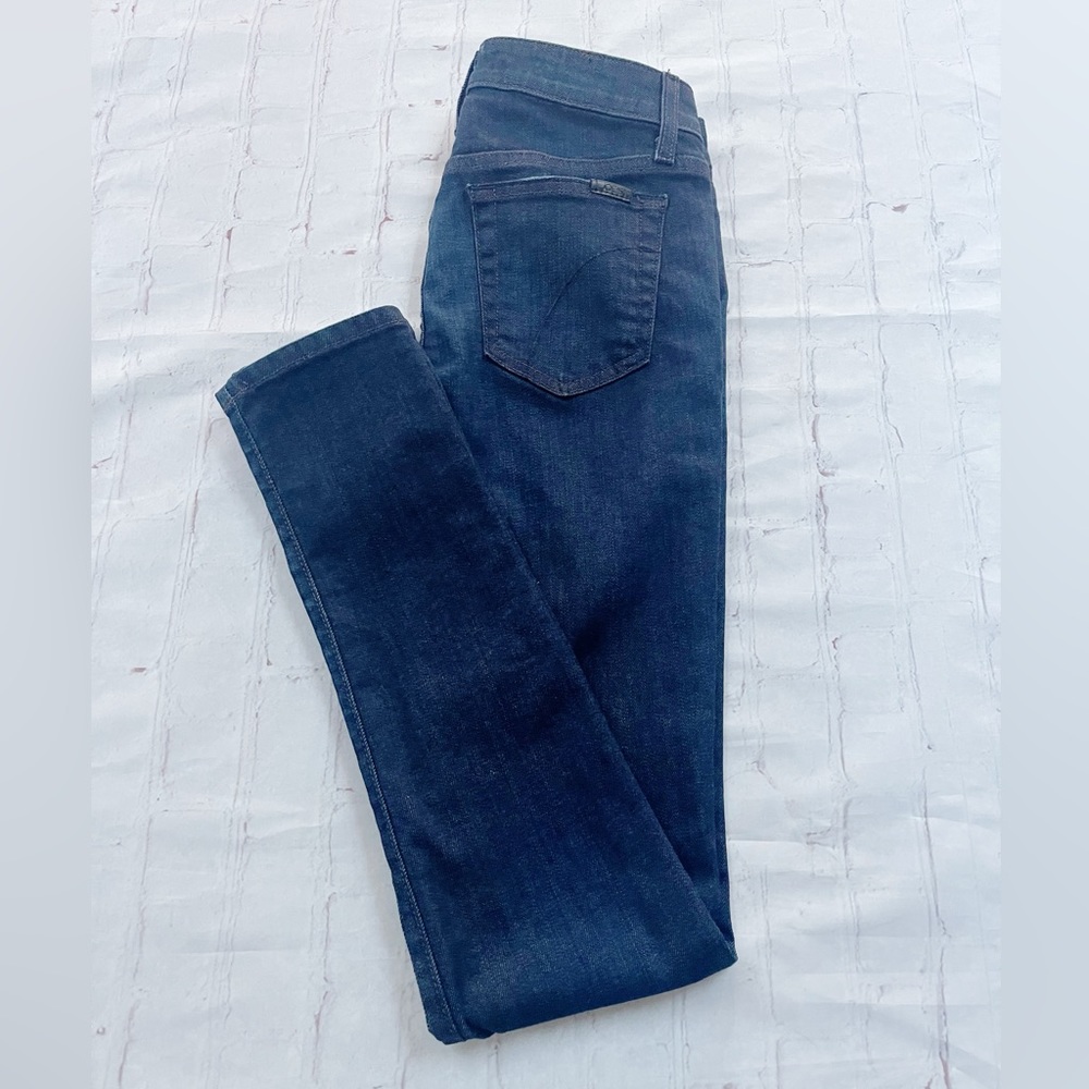 [Joe’s Jeans] “The skinny” dark wash denim jean size 27